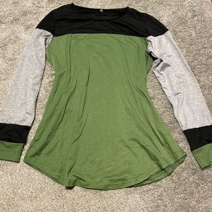 Boutique Long Sleeve Top- Medium